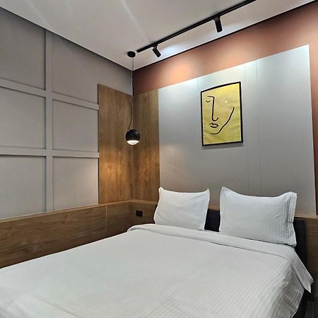 טיראנה Tam Serviced Studio Apartments Next To Blloku מראה חיצוני תמונה