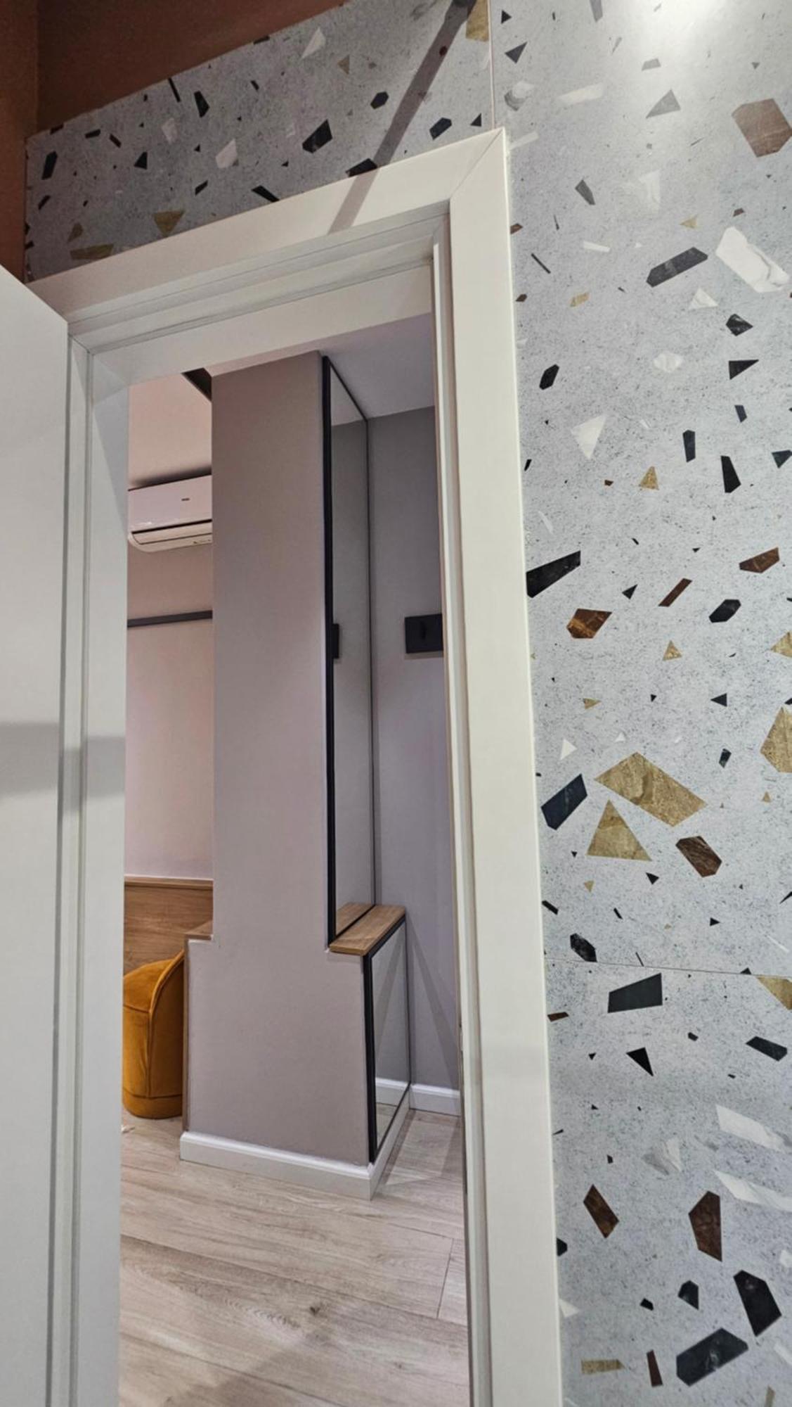 טיראנה Tam Serviced Studio Apartments Next To Blloku מראה חיצוני תמונה