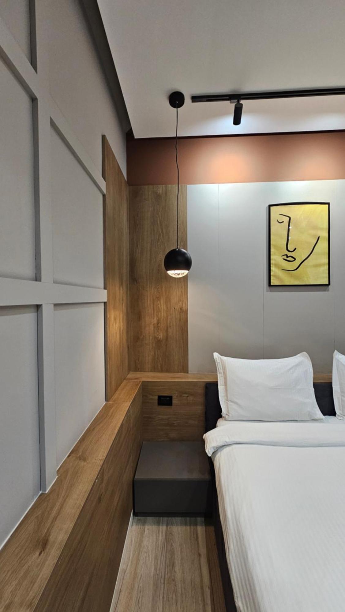 טיראנה Tam Serviced Studio Apartments Next To Blloku מראה חיצוני תמונה