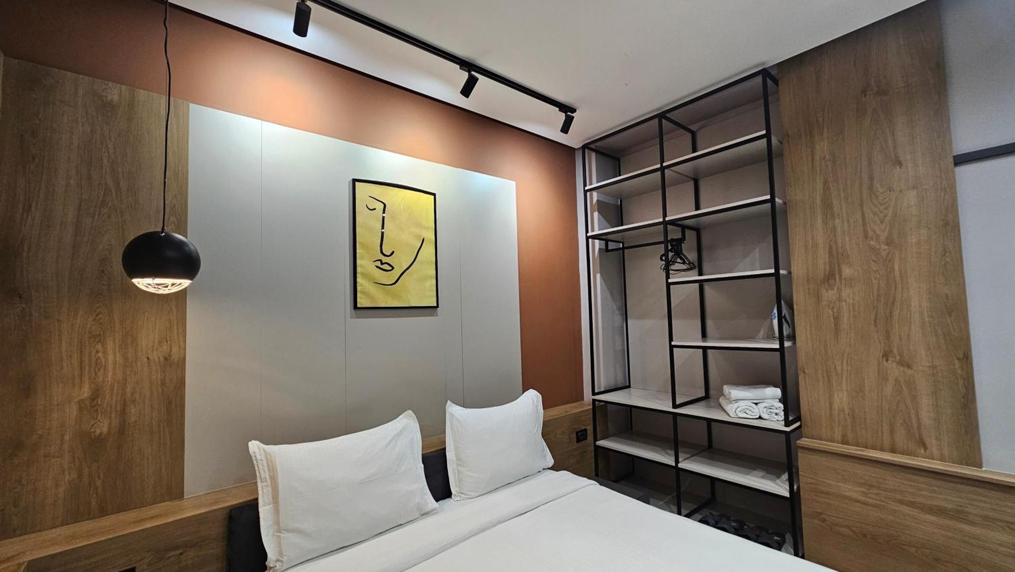 טיראנה Tam Serviced Studio Apartments Next To Blloku מראה חיצוני תמונה