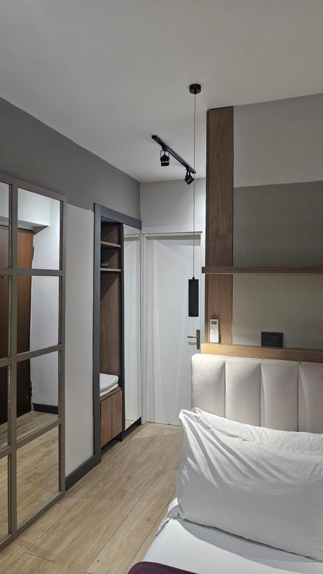 טיראנה Tam Serviced Studio Apartments Next To Blloku מראה חיצוני תמונה