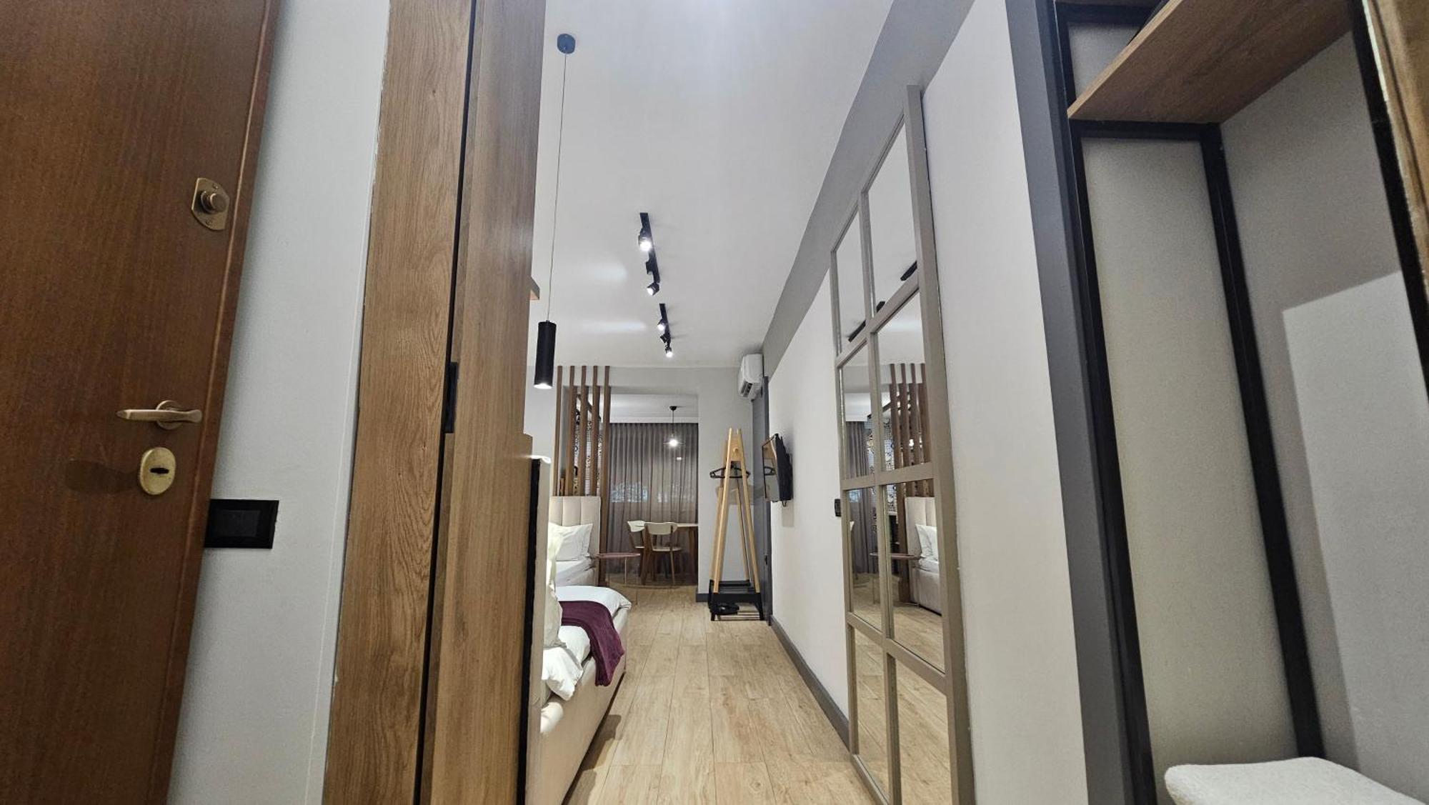 טיראנה Tam Serviced Studio Apartments Next To Blloku מראה חיצוני תמונה